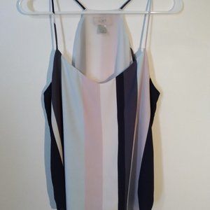 LOFT Medium Top Soft Colors